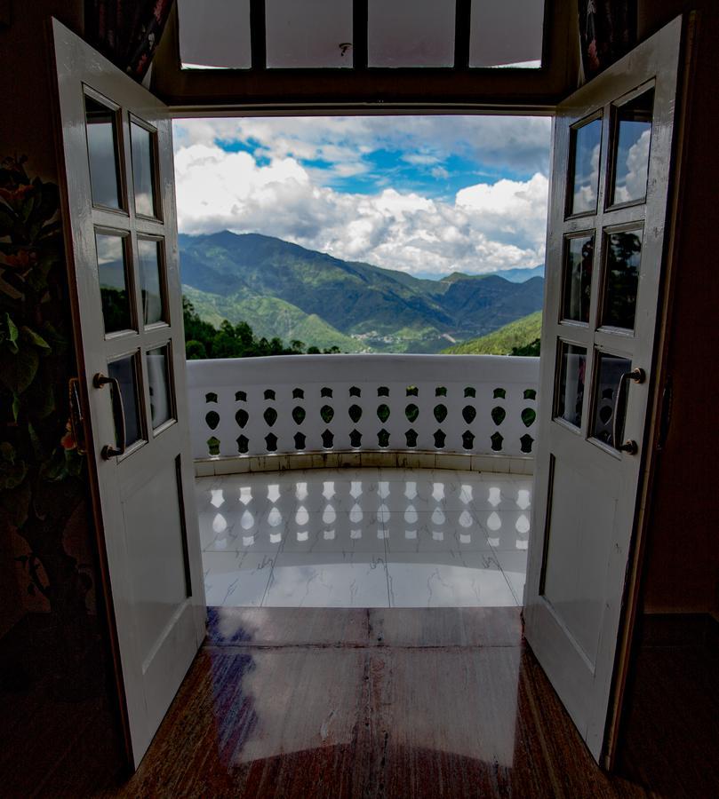 Tehri Club And Resort By One Earth Chamba  外观 照片