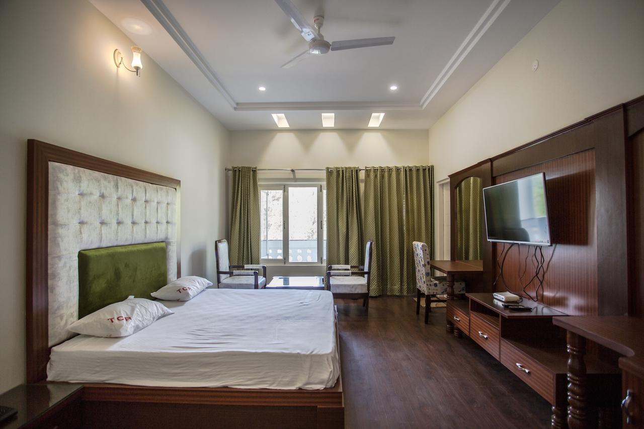 Tehri Club And Resort By One Earth Chamba  外观 照片